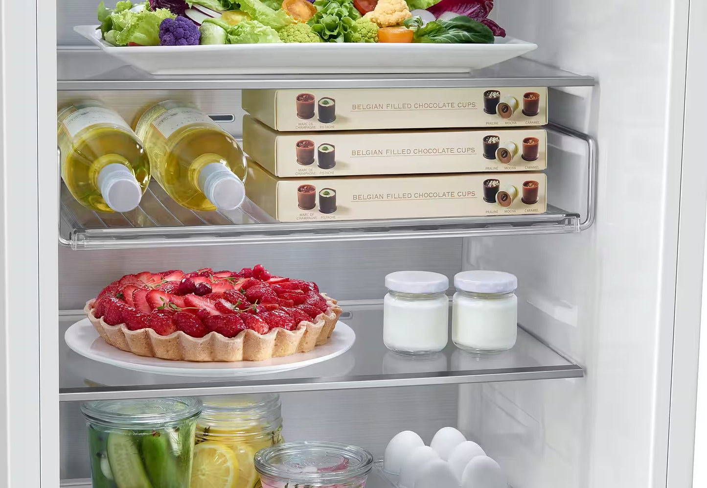 SAMSUNG
Einbaukühlgefrierkombination BRB8OF BRB80F26ACFO
Optimal Fresh+ - Langanhaltende Frische für Fleisch und Fisch