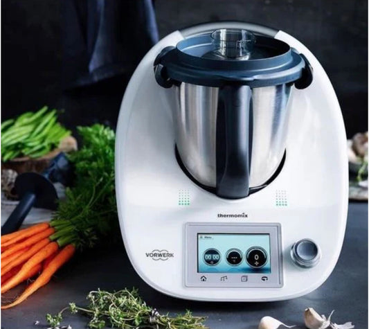 Multifunktions-Kochroboter – Modell TM6 – Generalüberholt – 2,2-l-Schüssel – 1000 W – Integrierte Waage – Komplettes Zubehör – Rezepte inklusive